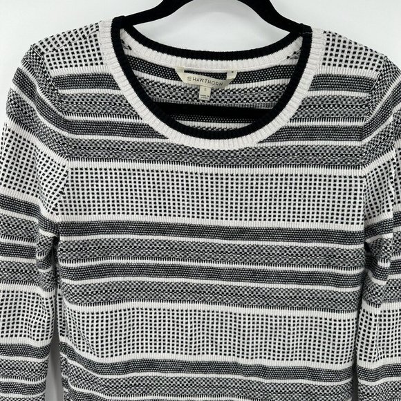 41 Hawthorn Women's Sweater  Black White Striped Knit Crewneck‎ Size Medium - Picture 3 of 7